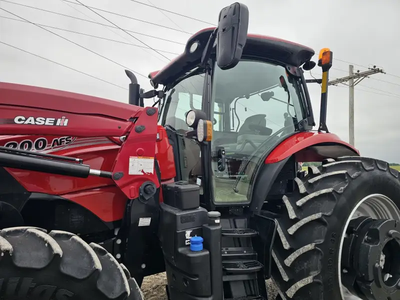 2022 Case IH Puma 200 Tractor – L107 Loader – AFS Connect photo 38